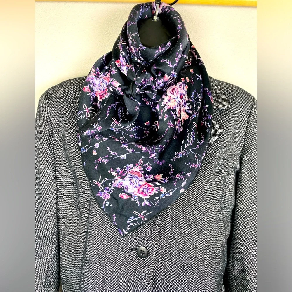 Wild West Rag Co Western Silk Scarf Blue and White 🐎
